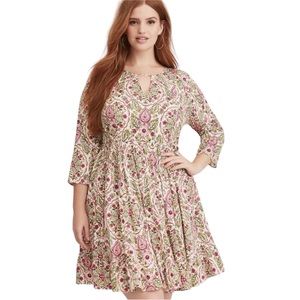 Torrid Plus Size Ivory Floral Print Challis Skater Dress Size 2X